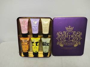lot 194 image: Fitzherbert & Prince Amor Patriae Hand Cream Gift Set 6 Tubes