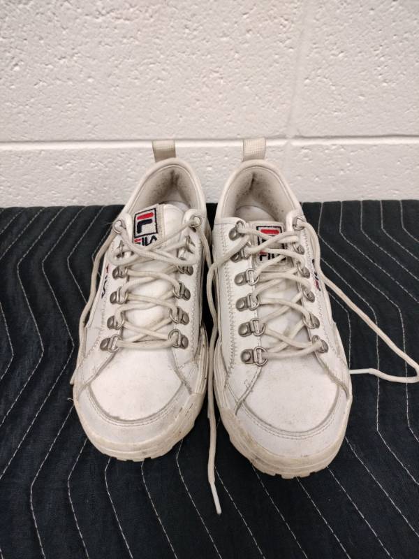 lot 25592 image: FILA White Leather Platform Sneakers Lace-Up - 7.5