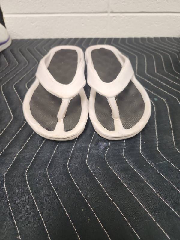 lot 25657 image: White Platform Slip-On Sneakers Size 9-10