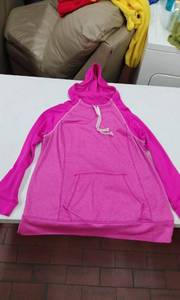 lot 4604 image: Danskin Now Womens Hoodie 1X (16W) Pink