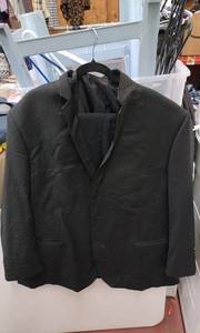 lot 4636 image: Bocaccio Uomo Black 3 Piece Suit Size 47W