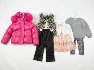 lot 4658 image: Childrens Outfit Clothing Lot