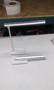 lot 4191 image: LED Desk Lamp with Adjustable Arm - 2 Ct