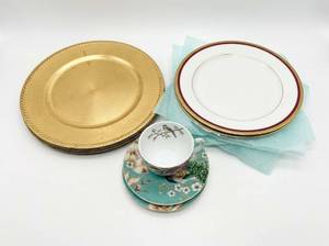 lot 4010 image: Dinnerware Set with Gold Chargers and Decorated Teacup