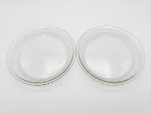 lot 4011 image: Anchor Hocking Clear Glass Pie Plates or Baking Dishes Lot of 2