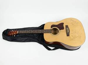 lot 4053 image: Kansas Acoustic Guitar w Pickguard & Case