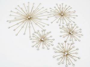 lot 4057 image: Set of Five Decorative Metal Starburst Wall Sculptures