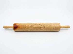 lot 4082 image: Wooden Rolling Pin with Handle