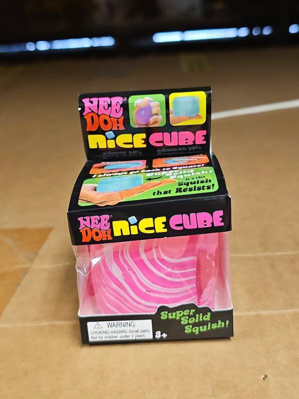 lot 63968 image: NeeDoh Nice Cube Sensory Toy - PinkWhite Swirl