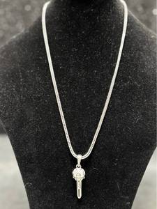lot 19 image: Unisex Silver-Tone Geometric Pendant Necklace with 24 Chain
