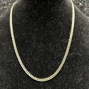lot 25 image: Unisex new 22 x 4mm Yellow Gold-Tone Curb Link Chain Necklace