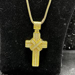 lot 29 image: Large 3.625 Gold-Tone Rhinestone new Cross Pendant with 30 Necklace