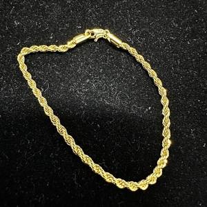 lot 30 image: New 8 x 3.5mm Gold-Tone Twisted Rope Chain Bracelet