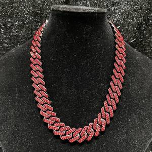 lot 36 image: NEW 22 x 21mm Bold Red Rhinestone Chain Link Statement Necklace