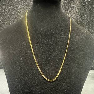 lot 77 image: New 24 x 3mm Gold-Tone Curb Link Chain Necklace with Barrel Clasp