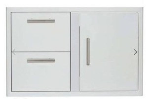 lot 11475 image: Blaze 32-Inch Stainless Steel Access Door & Double Drawer Combo BLZ-DDC-R-LTSC