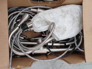 lot 21785 image: Lot of Miscellaneous Faucets, 10 Pack