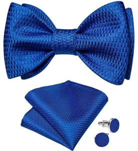 lot 70240 image: Bow tie, Cuff links, and Hanky blue in color - Retail $15