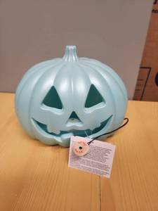 lot 71066 image: Light up- Light Blue Jack-O-Lantern Pumpkin Decoration  - Retail $8