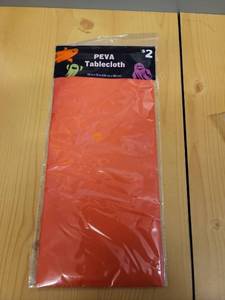 lot 71096 image: PEVA Tablecloth Orange 52 x 72 in 132 x 182 cm (4Pack) - Retail $8