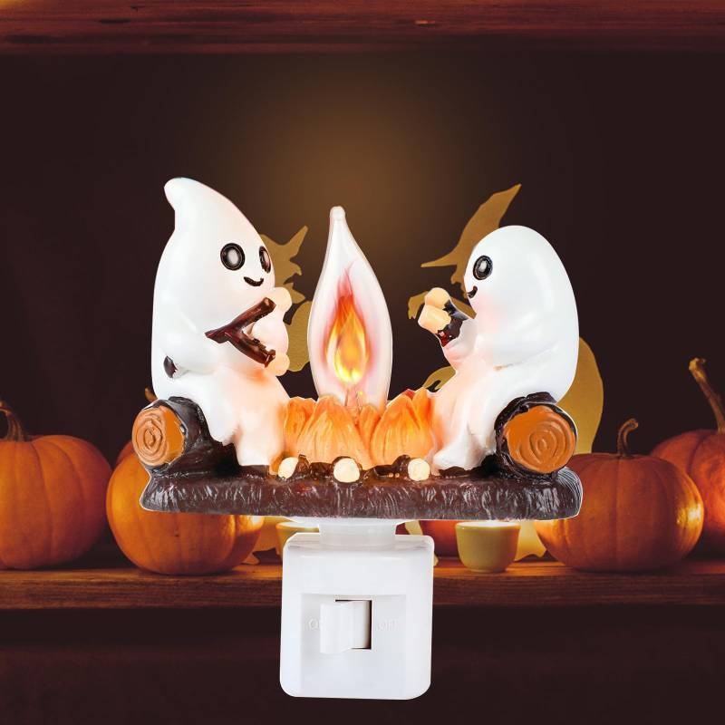 lot 19316 image: Balekotty Ghost Campfire Light Halloween Ghost Campfire Flickering Night Light Fake Fire Spooky Wall Decor Halloween Decoration Gifts Campfire Nightlight Plug into Wall