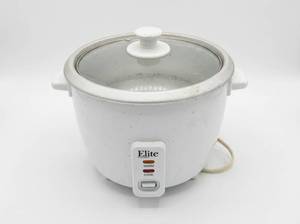 lot 4226 image: Elite Rice Cooker with Warm and Cook Function