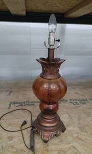 lot 4267 image: Table Lamp with Candle Bulb and Brass Hardware