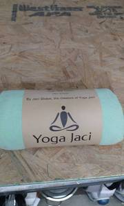 lot 4271 image: Yoga Jaci Yoga Mat Towel 24in x 72in