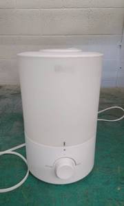 lot 4290 image: Levoit Ultrasonic Cool Mist Humidifier