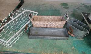 lot 4297 image: Lot of 4 Decorative Home Baskets