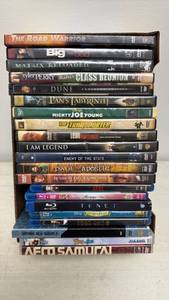 lot 20 image: DVD Blu-ray Collection Lot of 21