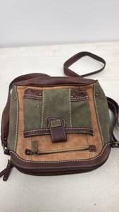 lot 51 image: b.o.c Shoulder Bag (Multicolor Leather)