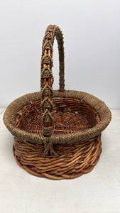 lot 91 image: Woven Oval Basket with Rope-Wrapped Handle