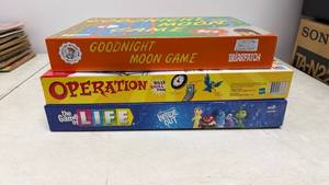 lot 129 image: Lot of 3 Games