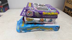 lot 134 image: Craft Lot of 3 Items