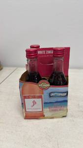lot 150 image: Sealed Shatterproof 3-Pack Bottles