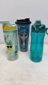 lot 154 image: 3-Piece Water Bottle Lot