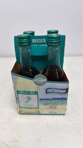 lot 157 image: Sealed Shatterproof 4-Pack Bottles