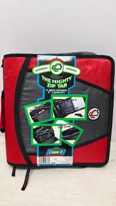 lot 172 image: Case It The Mighty Zip Tab 3-Ring Binder 3 Capacity T-641