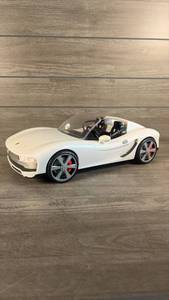 lot 149 image: Rainbow Diecast Roadster Model Car White Convertible