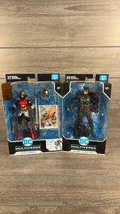 lot 166 image: New McFarlane DC Multiverse Wonder Woman &amp Batman Hazmat Suit 2-Pack Figures&nbsp