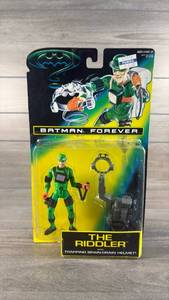 lot 195 image: Batman Forever Riddler with Brain-Drain Helmet Action Figure