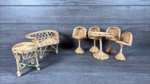 lot 225 image: Woven Wicker Miniature Furniture Set 6-Piece