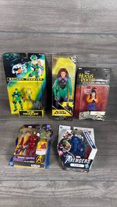 lot 231 image: Action Figures Lot
