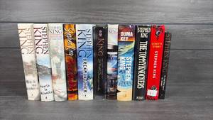 lot 240 image: Stephen King Book&nbsp Lot