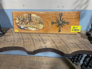 lot 35187 image: Wooden decorative wall decor with a battery-operated clock