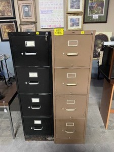 lot 35225 image: Two Metal locking 4-drawer file cabinets with keys