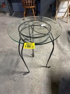 lot 35237 image: Round glass accent table with metal baselegs