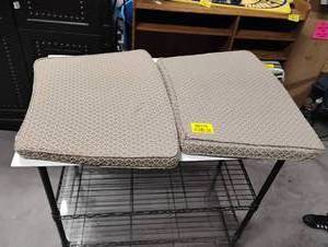 lot 35176 image: Set of two Outdoor patio chair cushions