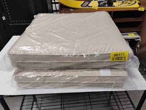 lot 35177 image: Cream coolored Set of two Outdoor patio chair cushions